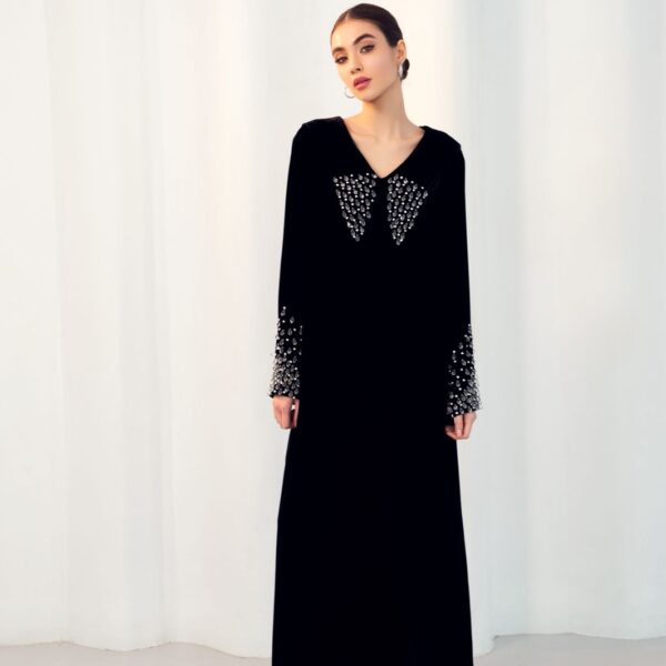 Zeina Black crystal collar